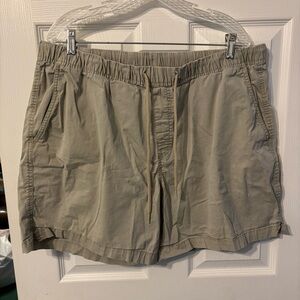 Men's Casual Tan Shorts